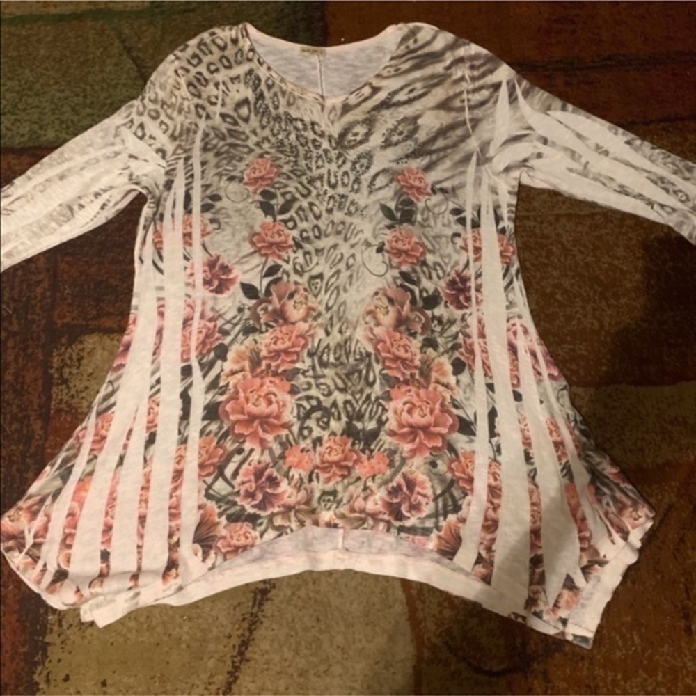 Long Sleeve Light Knit Floral Tunic